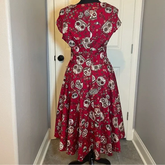 Hell Bunny Sugar Skull print dress. Size M. Sweetheart neck. Back zipper. Used. - Picture 3 of 13